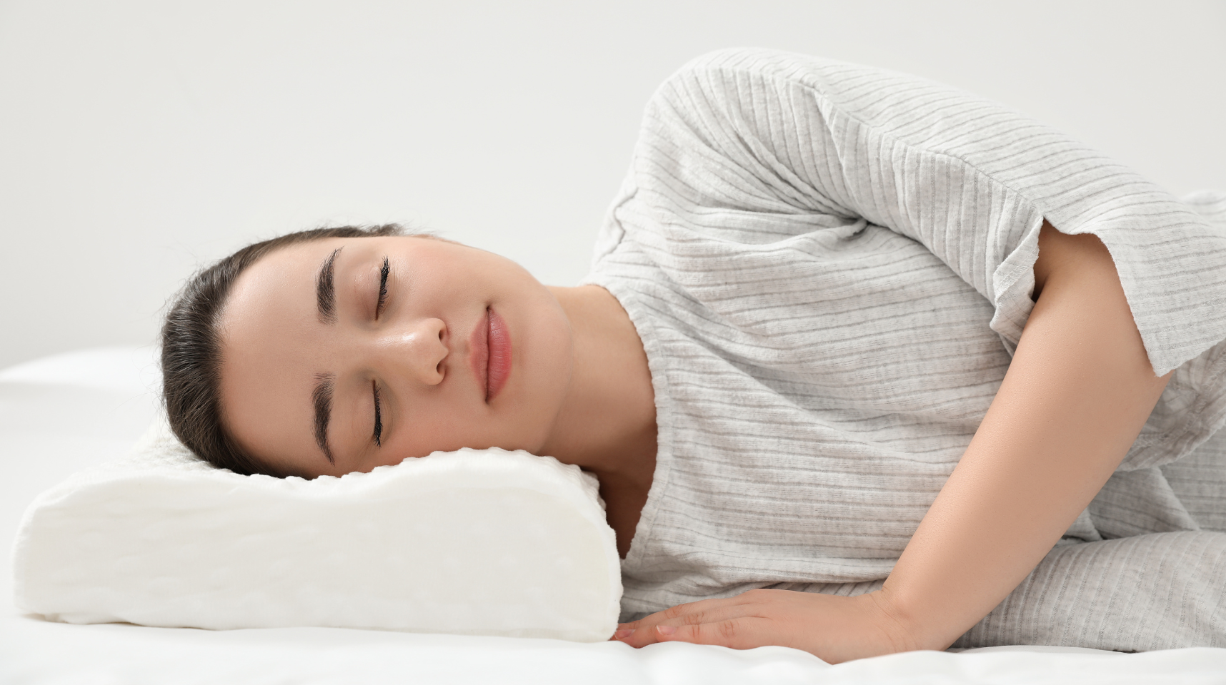 Transform Your Sleep: The Science Behind Memory Foam Leg Pillows and How They Support Healthy Sleep Patterns